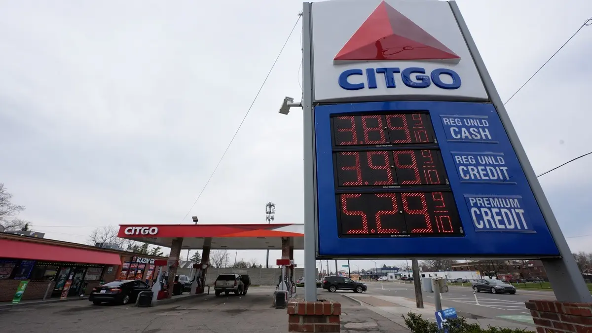 US Gas Prices Surge Past $4 Per Gallon Amid Iran War, Highest Level Since 2022 US Gas Prices Surge Past $4 Per Gallon Amid Iran War, Highest Level Since 2022