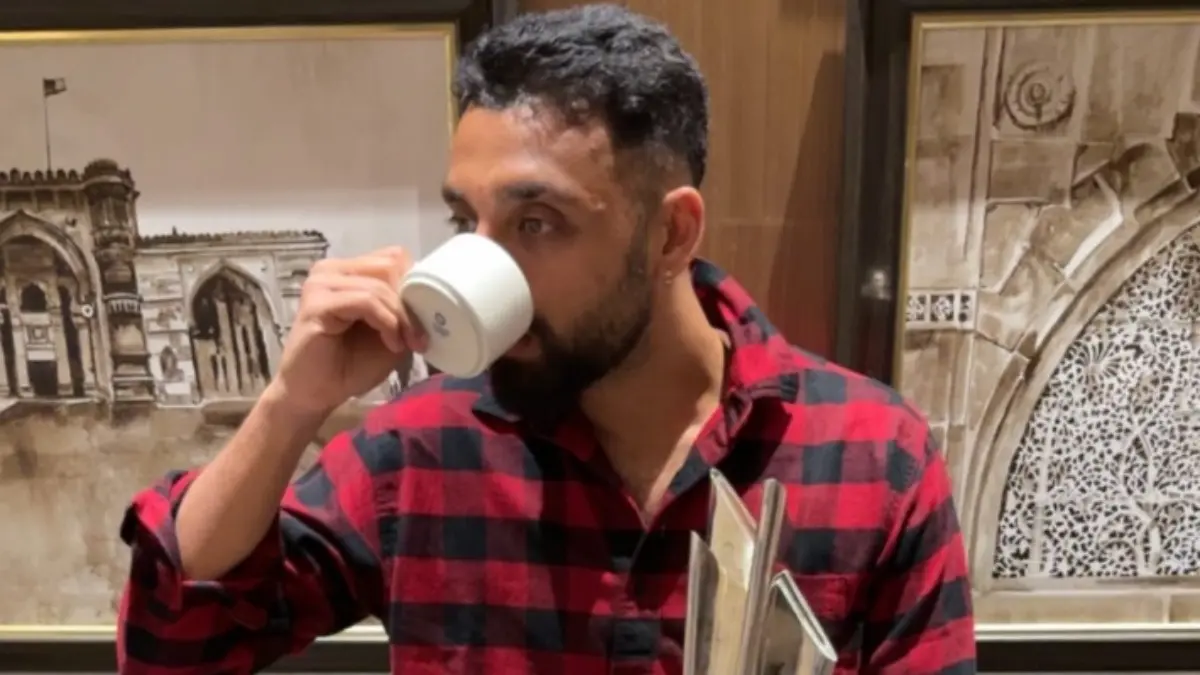 Varun Chakravarthy TROLLS Pakistan With Epic Move After India Win T20 WC 2026; Pic Goes Viral Varun Chakravarthy