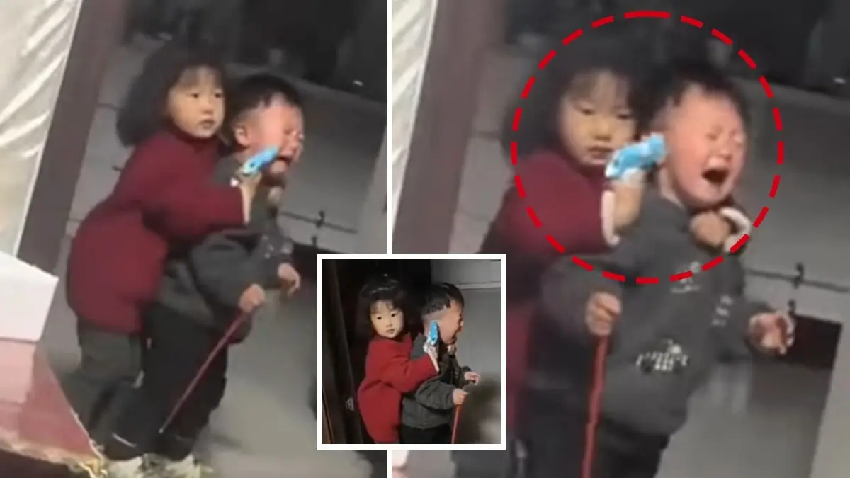 Viral Video: Little Girl ‘Takes Brother Hostage’ For Candy, Internet Says ‘Future CEO’ | WATCH Viral Video: Little Girl ‘Takes Brother Hostage’ For Candy, Internet Says ‘Future CEO’ | WATCH