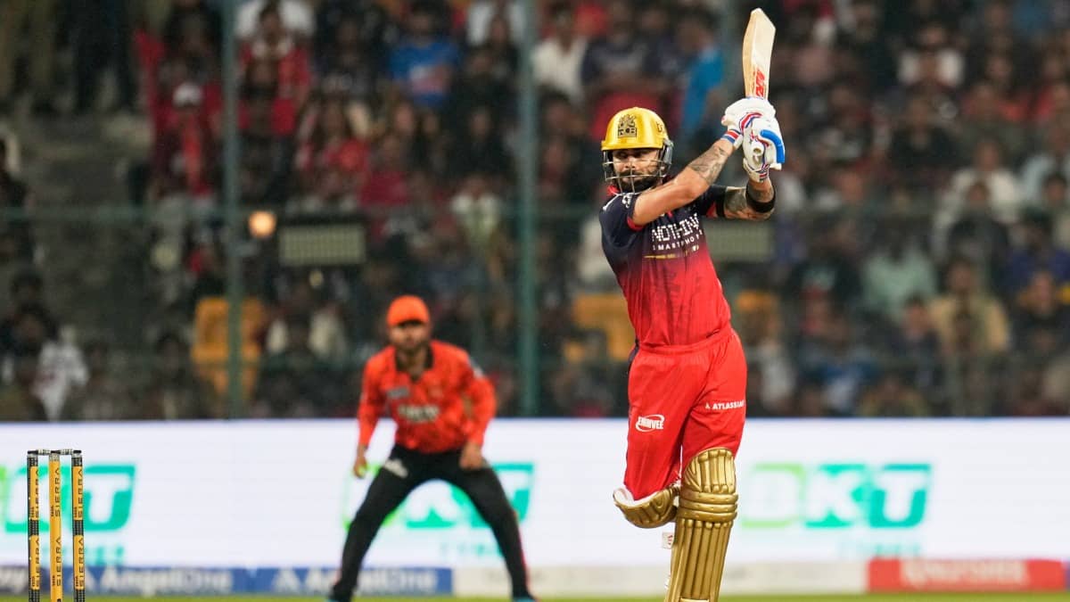 Virat Kohli in action against SRH