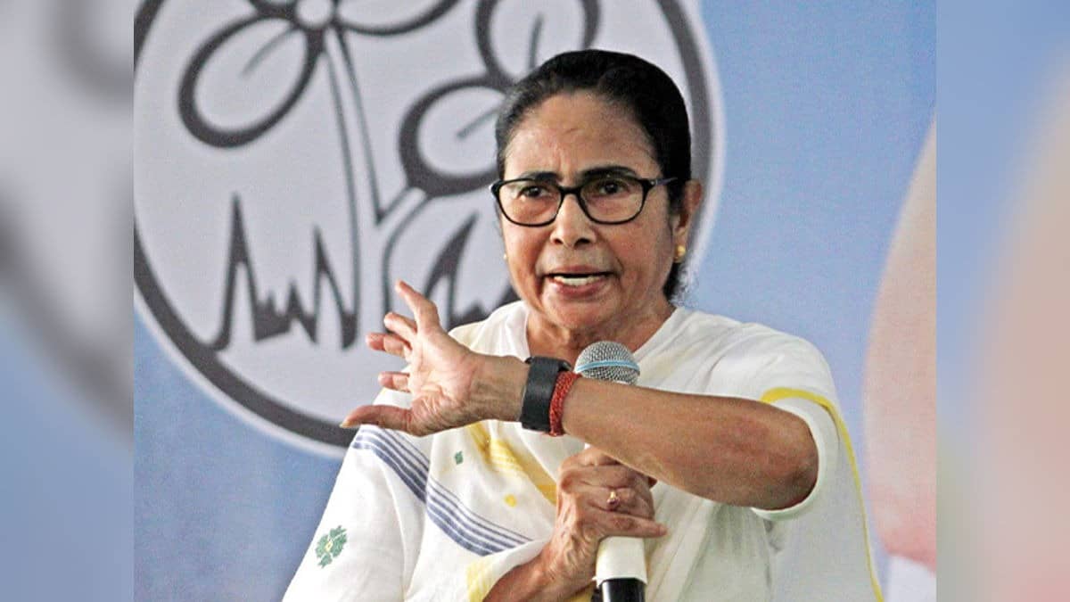'Why Is BJP So Desperate?': Mamata Over Major Bureaucracy Reshuffle Before Bengal Elections