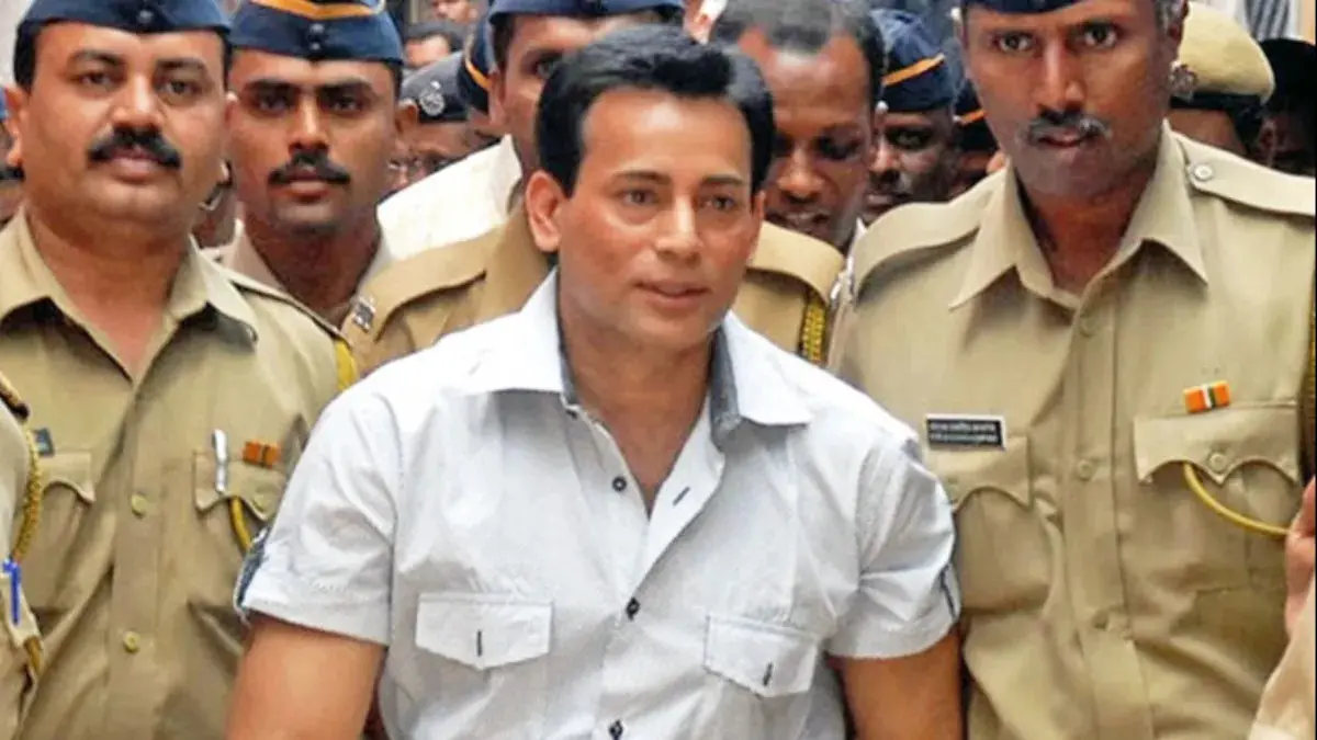 1993 Mumbai Blasts Case: Bombay HC Rejects Gangster Abu Salem’s Early Release Plea 1993 Mumbai Blasts Case: Bombay HC Rejects Gangster Abu Salem’s Early Release Plea