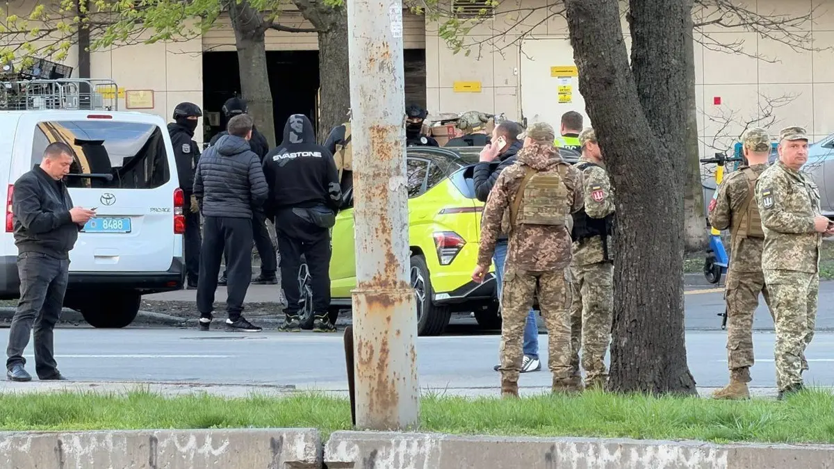 5 Killed In Kyiv Shooting Rampage, Gunman Shot Dead After Supermarket Standoff 5 Killed In Kyiv Shooting Rampage, Gunman Shot Dead After Supermarket Standoff