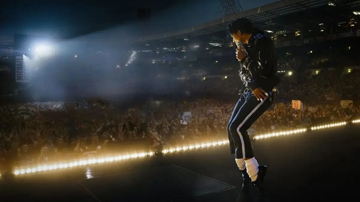5 Reasons You Should Watch Michael Jackson's Biopic Starring Nephew Jaafar Jackson: Magical Music To Biggest Controversies 5 Reasons You Should Watch Michael