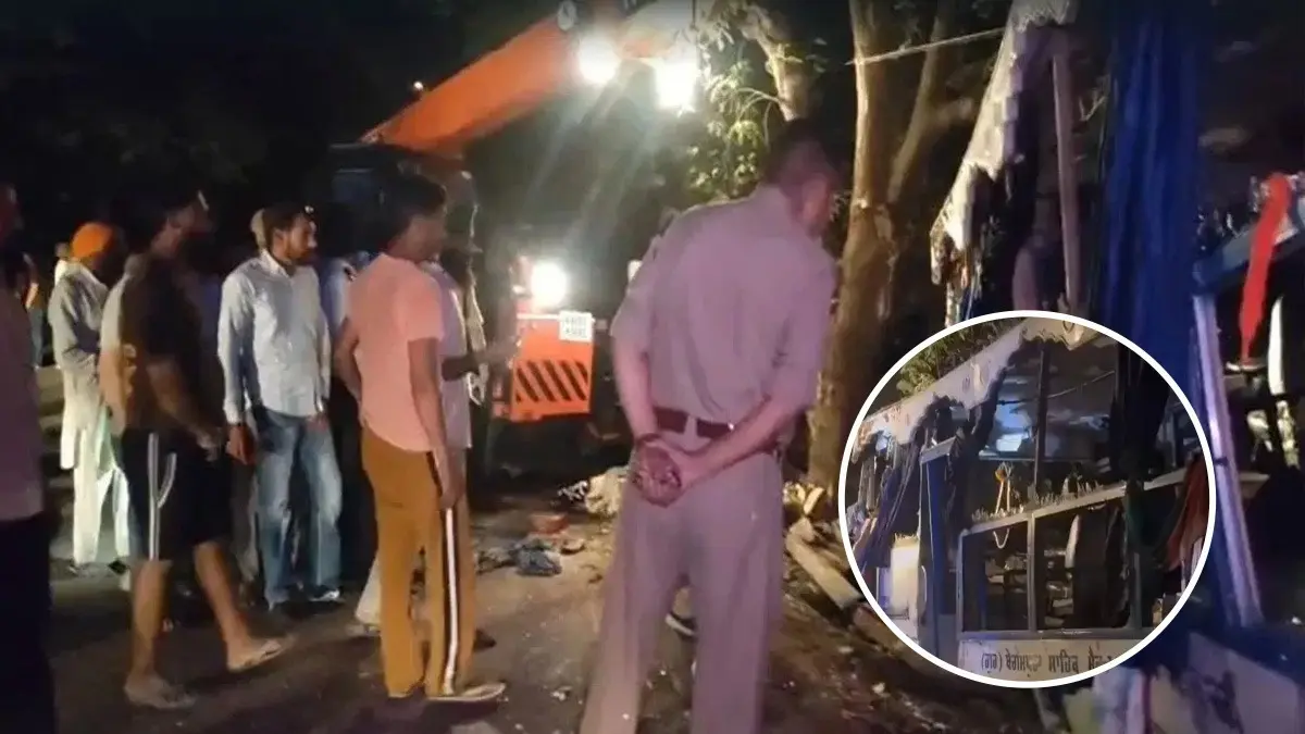 6 Dead, 21 Injured After Bus Carrying Devotees Overturns Near Punjab's Fatehgarh Sahib 6 Dead, 15 Injured After Bus Carrying Devotees Overturns Near Punjab's Fatehgarh Sahib