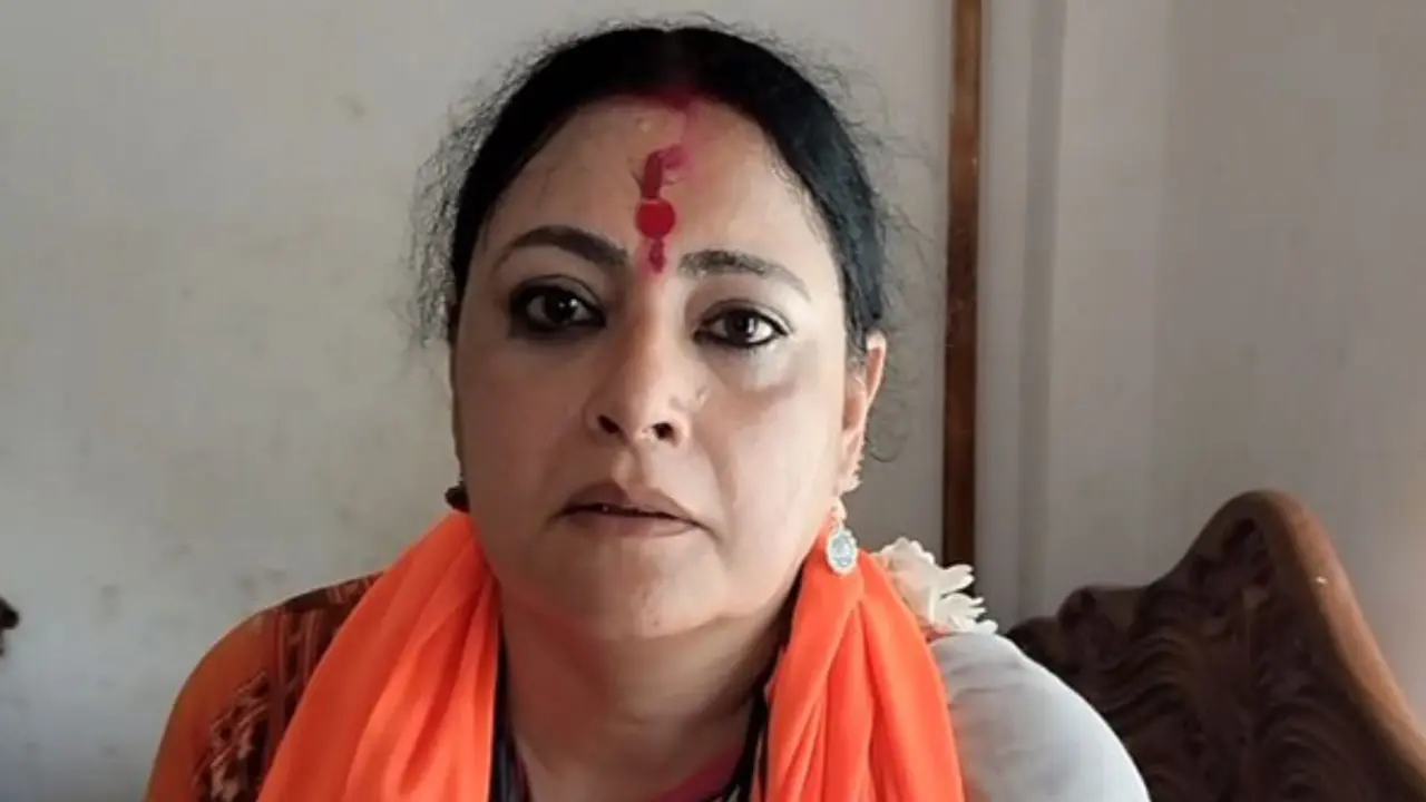 'जैसे ही मैं कार में बैठी, किसी ने एक बड़े पत्थर से...', BJP उम्मीदवार अग्निमित्रा पॉल के साथ ये क्या हो गया? TMC पर लगाया गंभीर आरोप Agnimitra Paul