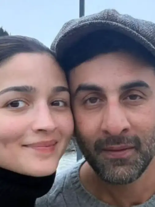 Alia Bhatt-Ranbir Kapoor Celebrate Their 4th Wedding Anniversary Skiing In Snow-capped Mountains