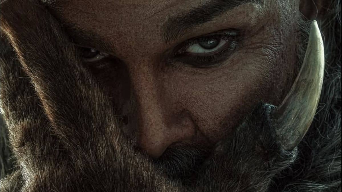 Allu Arjun's film AA22xA6 is titled as Raaka