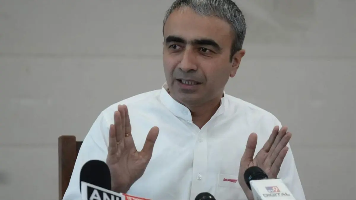 हरियाणा के स्कूलों में 15000 अध्यापकों की कमी के बावजूद अध्यापकों को जनगणना ड्यूटी पर भेजना शर्मनाक: अनुराग ढांडा Anurag Dhandha