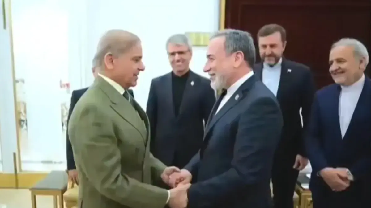 Iran Foreign Minister Back In Pakistan After Concluding Talks In Oman. Are Islamabad Talks Still On? Iran Foreign Minister Back In Pakistan After Concluding Talks In Oman. Are Islamabad Talks Still On?