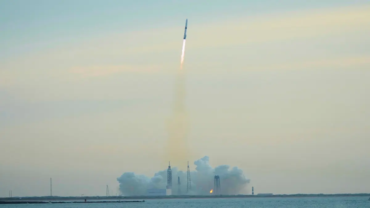 Blue Origin Grounds New Glenn Rocket After Engine Failure Leaves Satellite In Wrong Orbit Blue Origin Grounds New Glenn Rocket After Engine Failure Leaves Satellite In Wrong Orbit