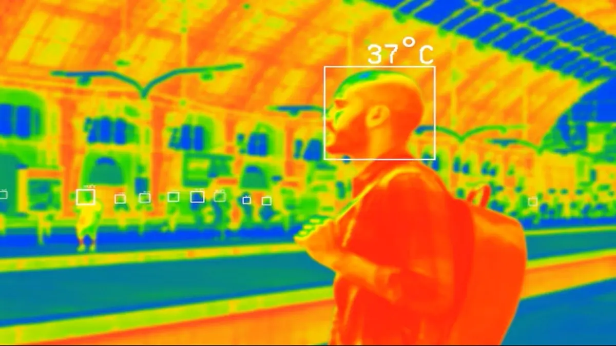 Breakthrough In Nanophotonics: Infrared Light Trapped In A Layer 1000 Times Thinner Than Human Hair Breakthrough In Nanophotonics: Infrared Light Trapped In A Layer 1000 Times Thinner Than Human Hair