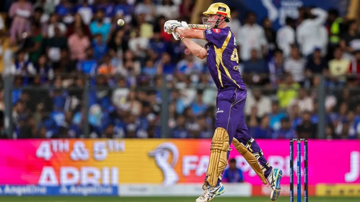 Sunil Gavaskar Drops Blunt Verdict On KKR Star Cameron Green After Defeat To SRH: 'Kolkata Need To Think About Their Combination' Cameron Green in action