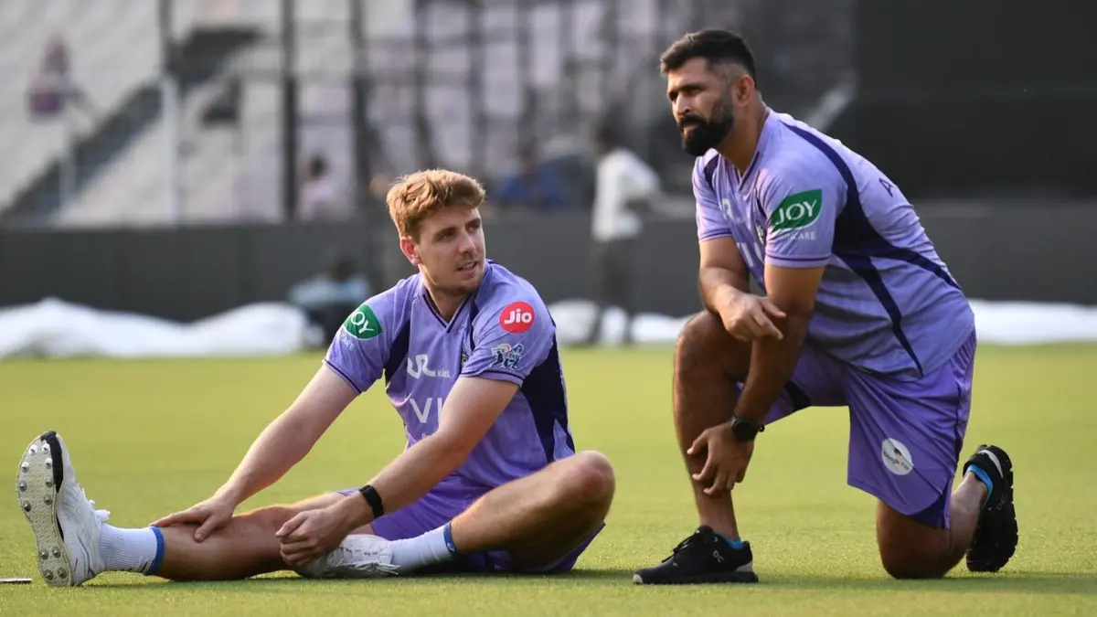KKR Head Coach Clarifies Cameron Green Stance After Ajinkya Rahane's Comment: 'We Continue To Believe In What...' Cameron Green with Abhishek Nayar