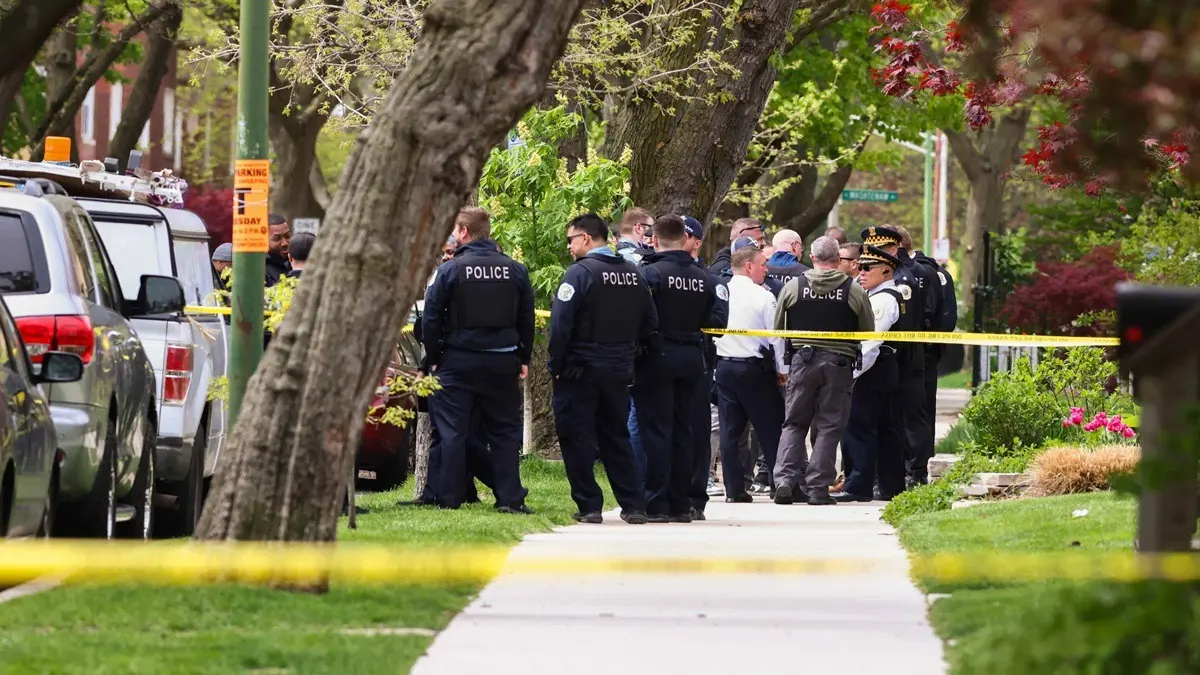 Chicago Hospital Shooting: Cop Killed, Another Critical After Suspect In Custody Opens Indiscriminate Firing Chicago Hospital Shooting: Cop Killed, Another Critical After Suspect In Custody Opens Indiscriminate Firing