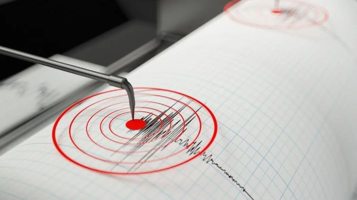 BREAKING: इस राज्य में भूकंप के झटकों से कांपी धरती, अफरा-तफरी के बाद लोग घरों से निकले, इतनी रही तीव्रता Earthquake In Gujarat