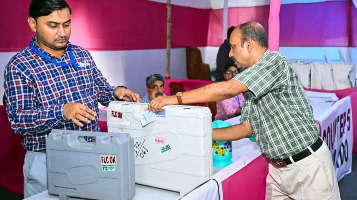 Final Litmus Test For Mamata: High-Voltage Phase 2 West Bengal Polling Underway In Crucial TMC Strongholds Final Litmus Test For Mamata: High-Voltage Phase 2 West Bengal Polling Begins In Crucial TMC Strongholds