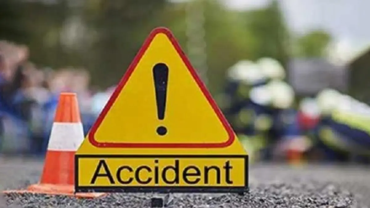 ‘Godman’ Ashok Kharat’s Close Aide and Vice-President of His Trust Dies Along With Wife in Road Accident in Maharashtra ‘Godman’ Ashok Kharat’s Close Aide and Vice-President of His Trust Dies in Road Accident on Samruddhi Highway in Maharashtra
