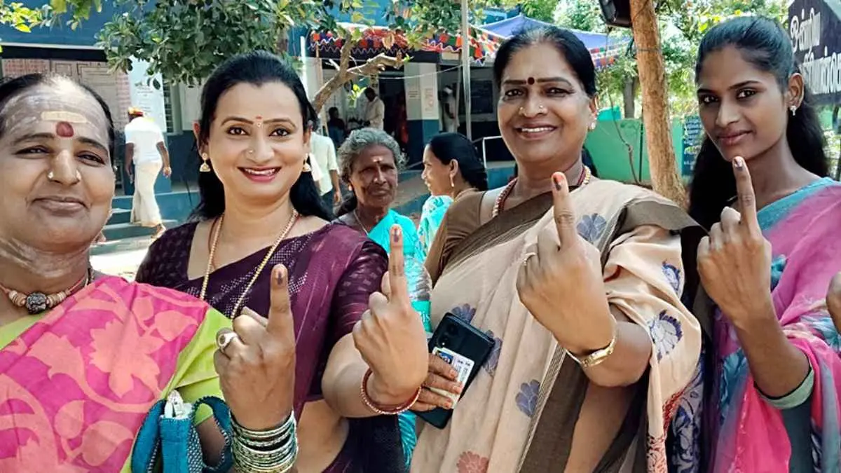 Massive Voter Turnout In Tamil Nadu, Bengal Phase 1: DMK Eyes Second Term, TMC's Big Fight Against BJP Historic Voter Turnout In Tamil Nadu, Bengal Phase 1: DMK Eyes Second Term, TMC's Big Fight Against TMC