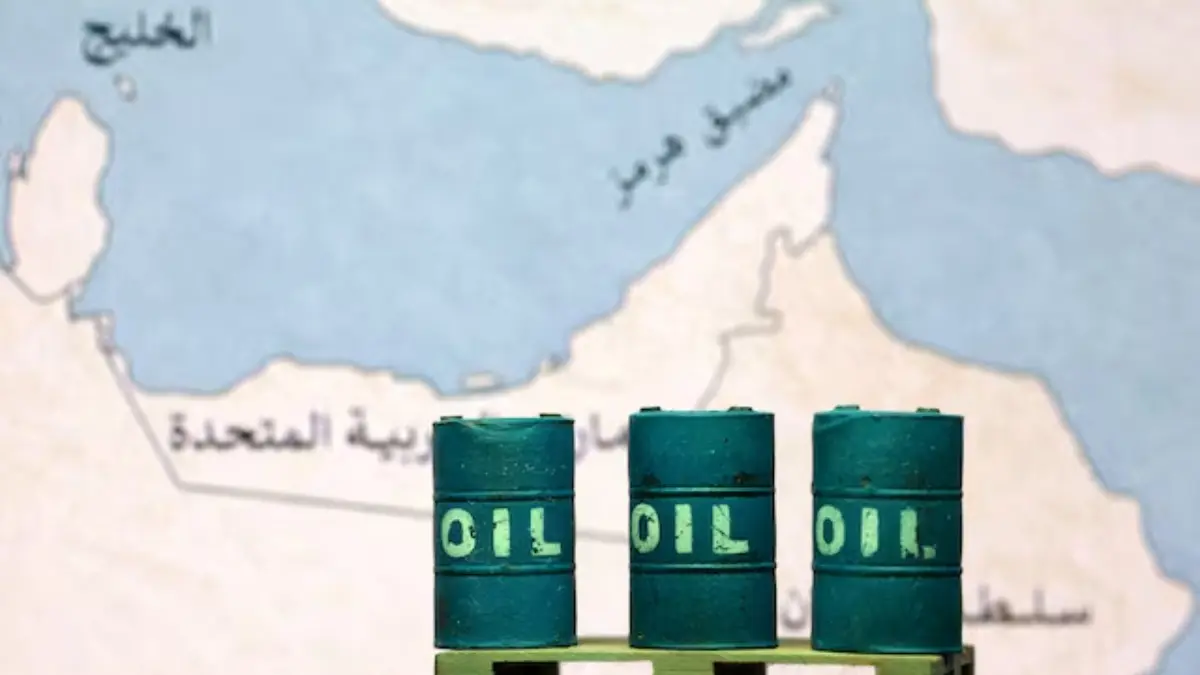 US Start Ops To Clear Iran-Laid Sea Mines In Strait Of Hormuz, 2 Warships Cross Crucial Energy Chokepoint US Start Ops To Clear Iran-Laid Sea Mines In Strait Of Hormuz, 2 Warships Cross Crucial Energy Chokepoint