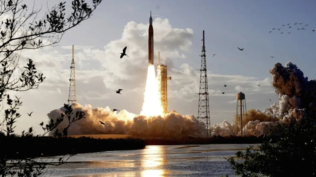 How a Remote Camera With a Sound Trigger Captured the Artemis II Launch - and Startled Birds How a Remote Camera With a Sound Trigger Captured the Artemis II Launch - and Startled Birds