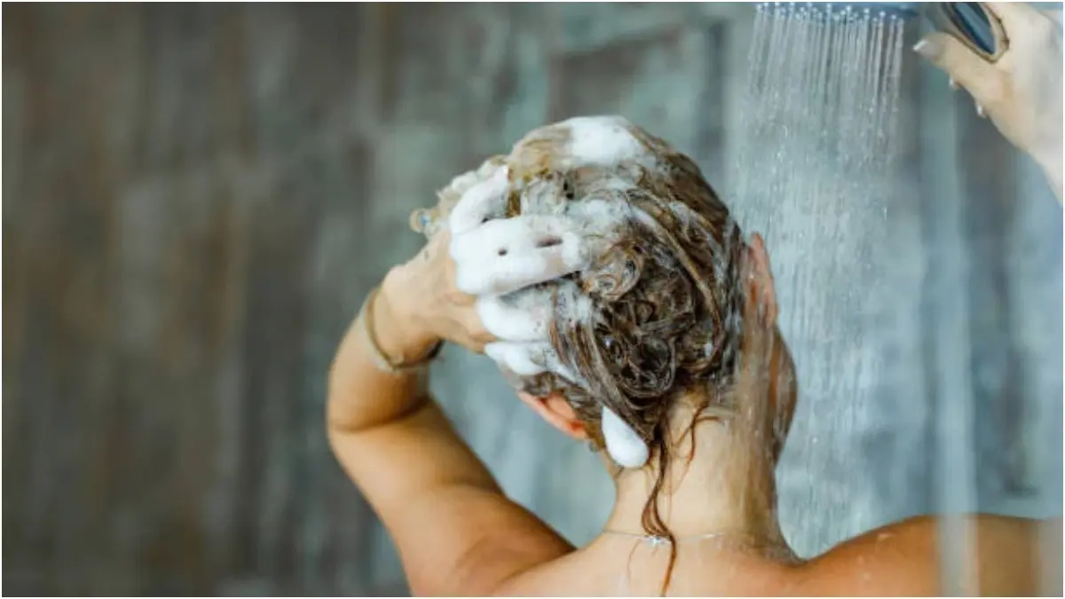 Here's The Right Hair Wash Routine To Prevent Hair Fall, And Some Additional Tips If hair is not washed in the correct manner, it can lead to hair fall
