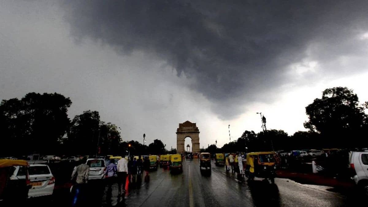 IMD issues alert for Delhi-NCR 