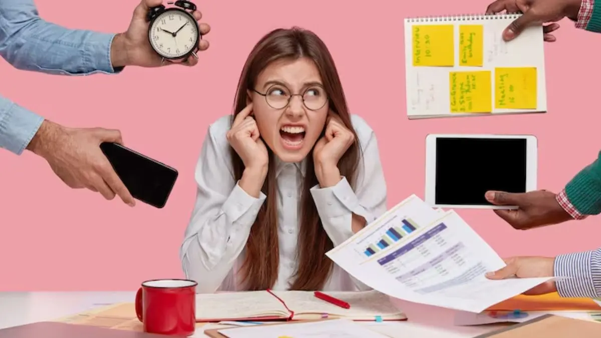 क्या आप भी टालमटोल की आदत से परेशान हैं? मोटिवेशनल स्पीकर के ये 5 स्टेप्स तुरंत बढ़ाएंगे आपकी प्रोडक्टिविटी improve lifestyle