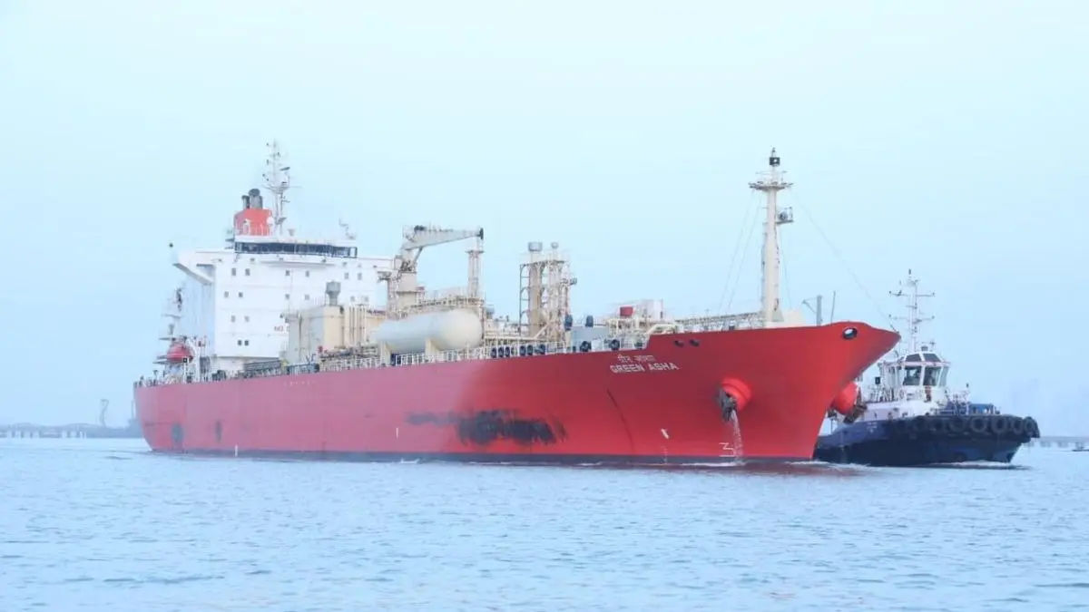 Indian LPG Vessel 'Green Asha' Crossed Strait of Hormuz, Reached Jawaharlal Nehru Port Indian LPG Vessel