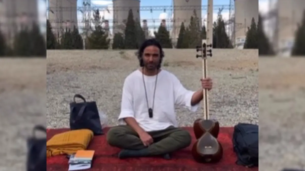 Iranian Musician Ali Ghamsari Stages Sit-In at Power Plant to Protest US-Israeli Threats Against Critical Infrastructure Iranian Musician Ali Ghamsari Stages Sit-In at Power Plant to Protest US-Israeli Threats Against Critical Infrastructure