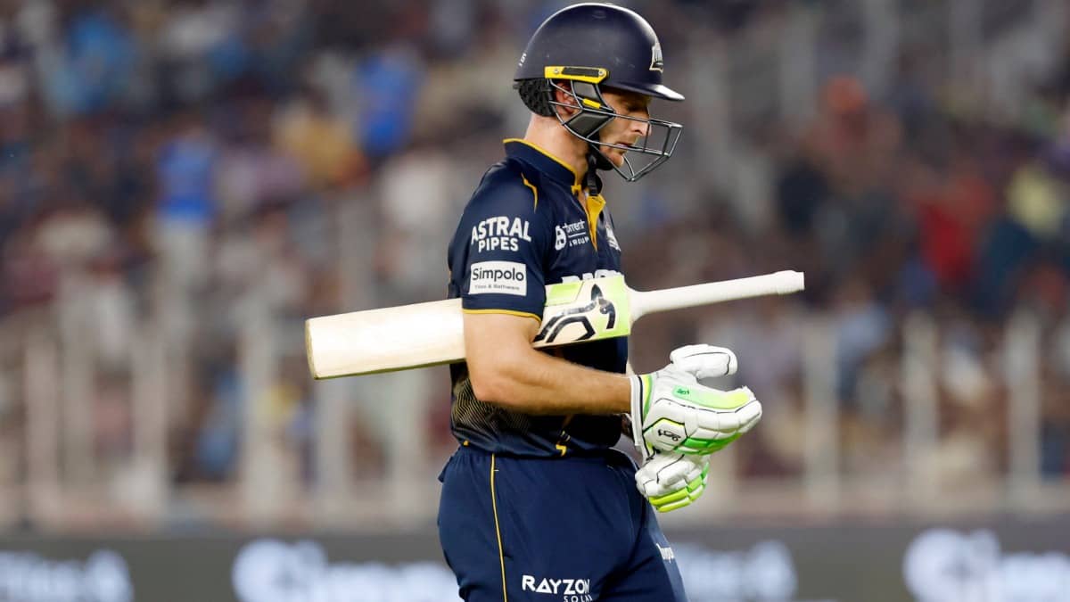 Jos Buttler returns to the pavilion