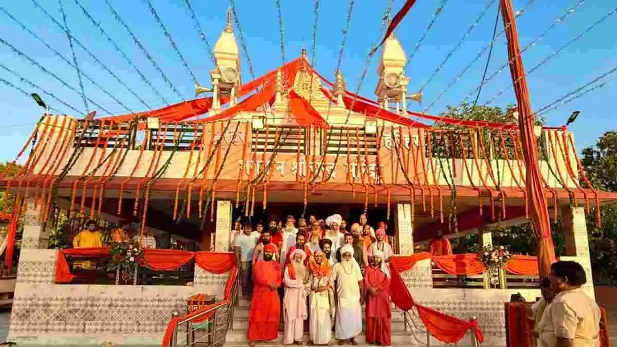 Karauli Shankar Mahadev Appointed Mahamandaleshwar of Naya Udasin Akhada in Grand Haridwar Ceremony Karauli Shankar Mahadev Appointed Mahamandaleshwar of Naya Udasin Akhada in Grand Haridwar Ceremony