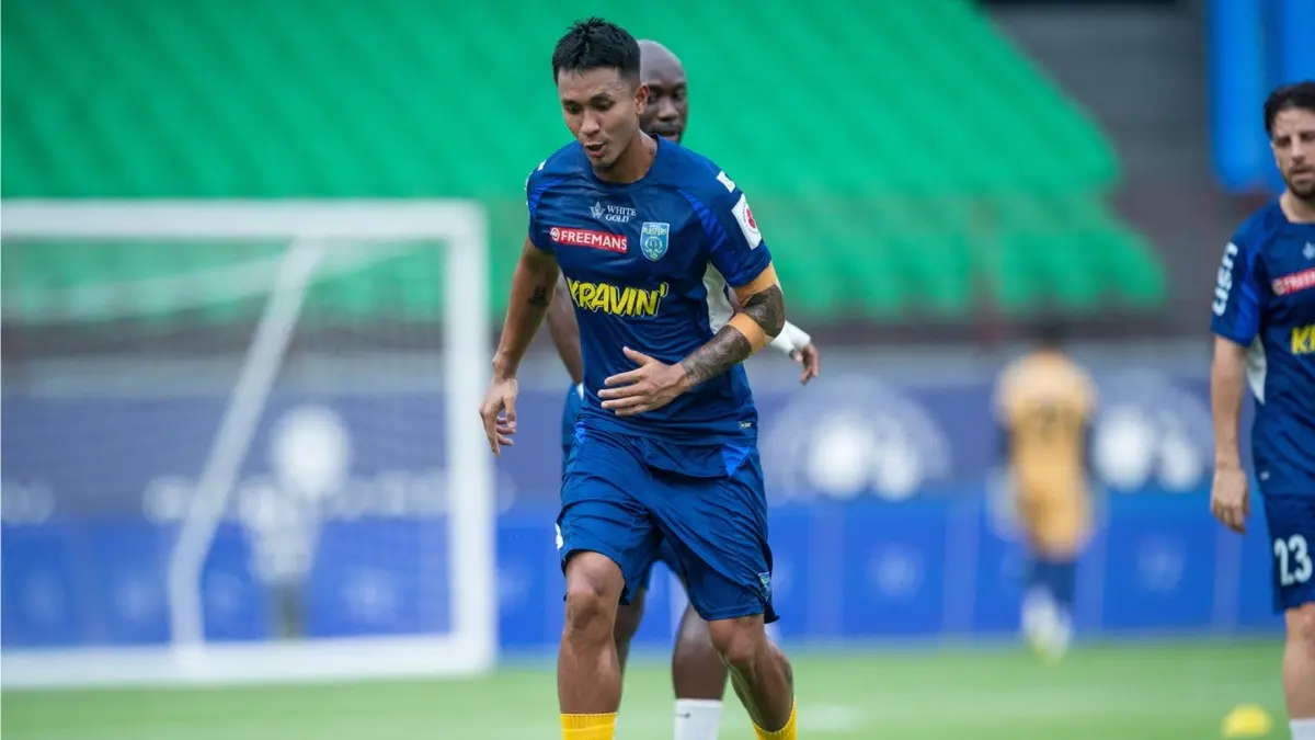 ISL: Kerala Blasters Face Odisha FC In Bottom-Half Scrap In Kochi Kerala Blasters FC players training