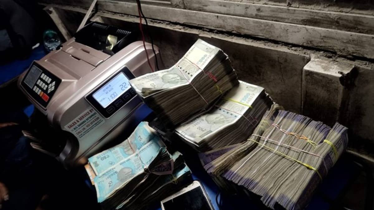 Kolkata Police Seize Over Rs 18 Lakh Cash In Jorasanko Raid As Assembly Poll Vigil Tightens