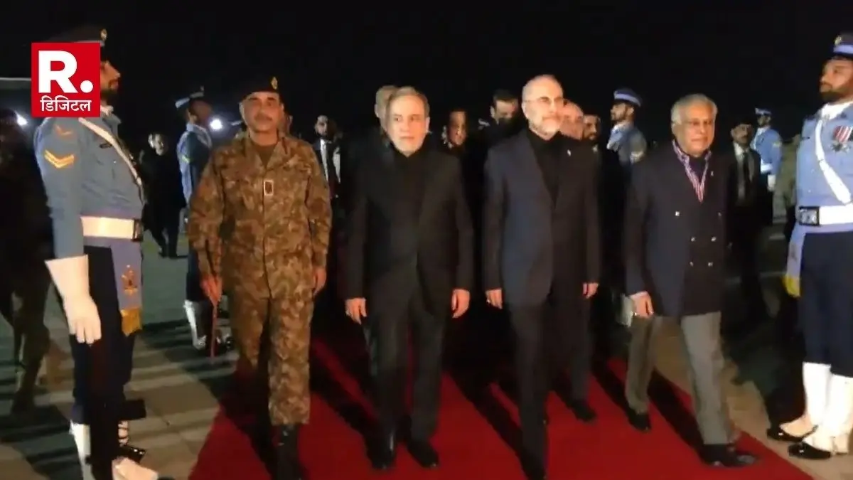 शांति की बात करने पाकिस्तान पहुंचा ईरानी प्रतिनिधिमंडल, अमेरिका से उपराष्ट्रपति जेडी वैंस भी रवाना Large Iranian delegation arrives in Islamabad Middle East peace talks