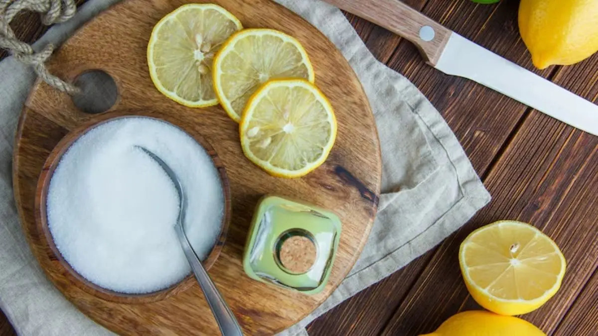 Summer Special: Sugar and Lemon Scrub Recipes for Smooth Skin Lemon and sugar scrubs for summer