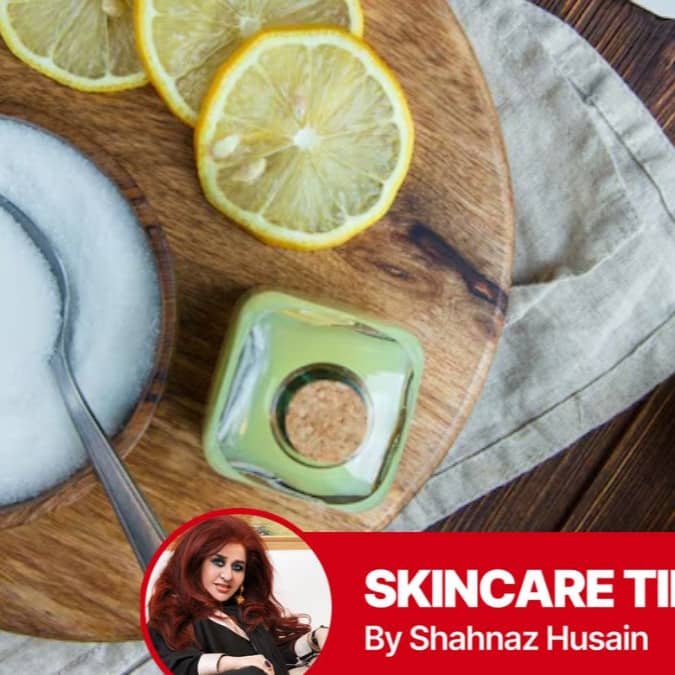 Lemon and sugar scrubs for summer