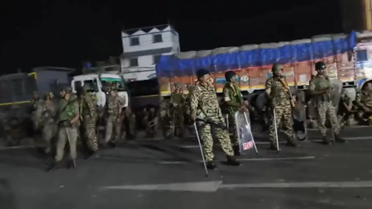 Malda Hostage Drama: CBI Takes Over Probe, Supreme Court Blasts Mamata Administration Over Judicial Officers' Hostage Crisis Malda Hostage Drama: CBI Takes Over Probe, Supreme Court Blasts Mamata Administration Over Judicial Officers' Hostage Crisis