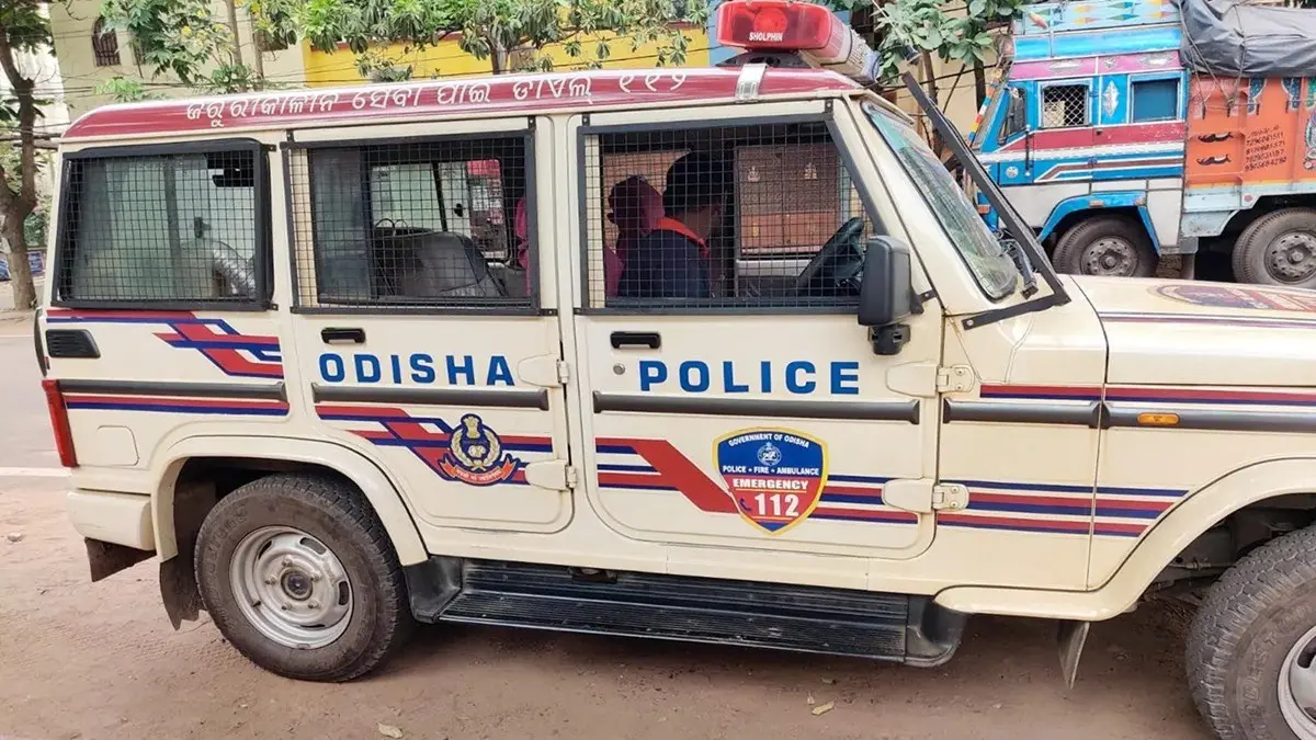 Mayurbhanj School Food Poisoning: 30 Injured As Villagers Clash With Odisha Police Over Student's Death, 100 Still Hospitalised Mayurbhanj School Food Poisoning: 30 Injured As Villagers Clash With Odisha Police Over Student's Death, 100 Still Hospitalised