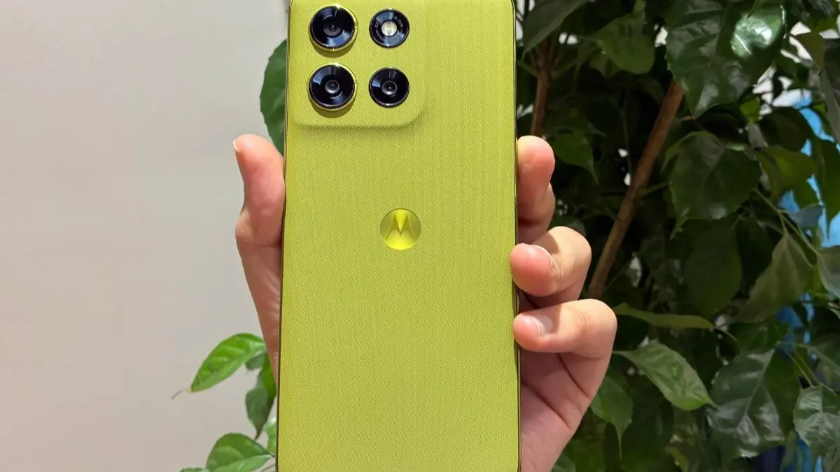 Moto G86 Power 5G: मोटोरोला के इस तगड़े स्मार्टफोन पर आया सुपर से ऊपर ऑफर, मिल रहा बस इतनी कीमत में Moto G86 Power