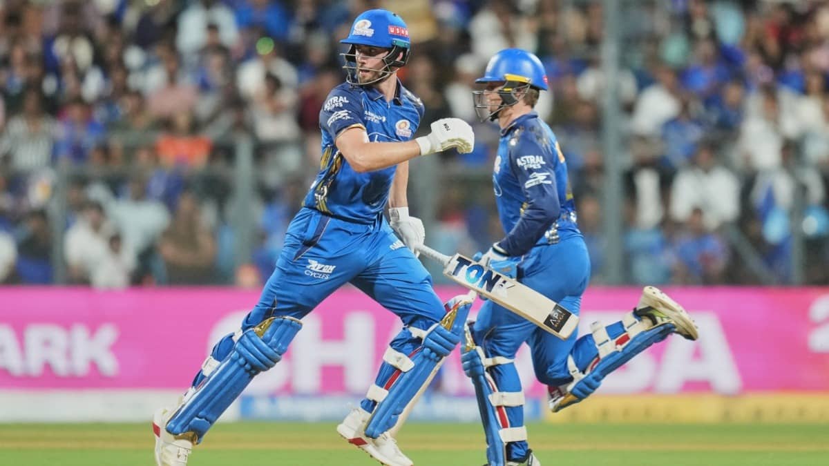Mumbai Indians' Will Jack and Ryan Rickelton against SRH in IPL 2026