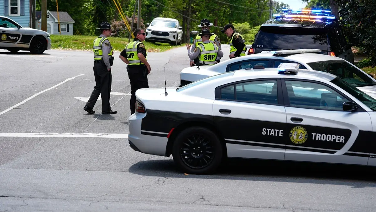 North Carolina Shooting: 2 Teens Killed, 5 Critically Injured As Planned Fight Erupts Into Gunfire At Winston-Salem Park North Carolina Shooting: 2 Teens Killed, 5 Critically Injured As Planned Fight Erupts Into Gunfire At Winston-Salem Park