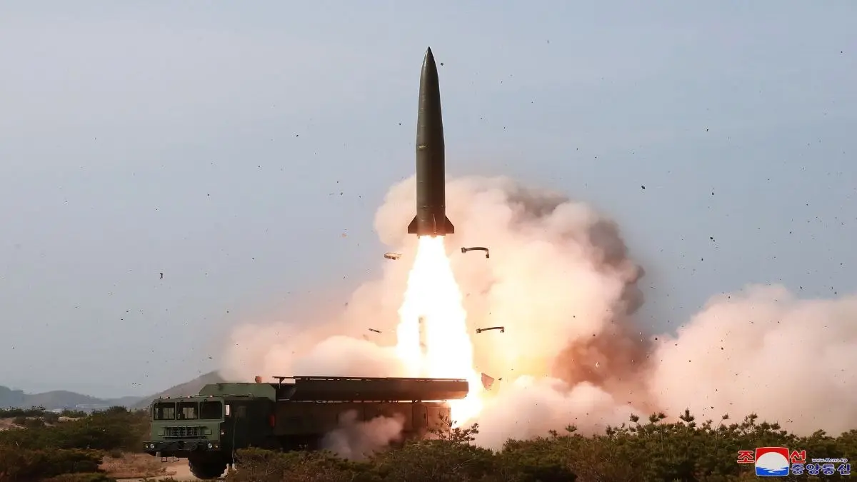 North Korea Unveils Cluster-Bomb Missile, Electronic Warfare Capability North Korea Unveils Cluster-Bomb Missile, Electronic Warfare Capability