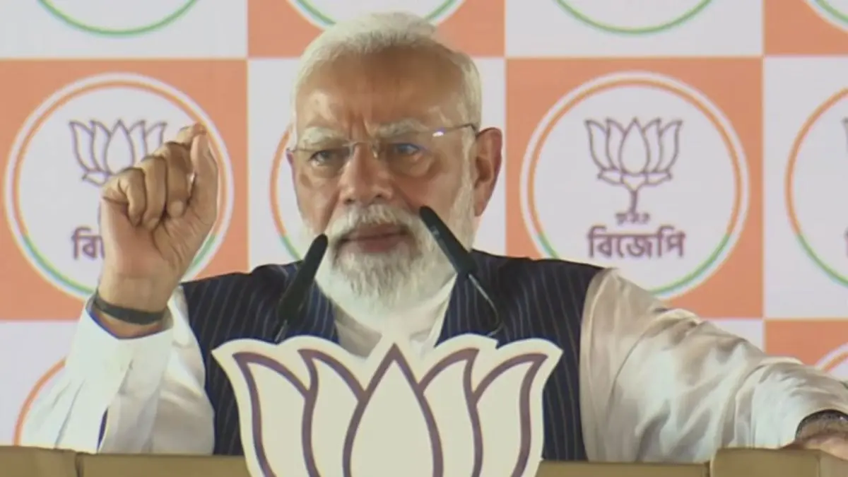 ‘Paltano Dorkar!’ PM Modi Predicts TMC Rout In Bengal, Says ‘Goons Won’t Find Space To Hide After May 4’ ‘Paltano Dorkar!’ PM Modi Predicts TMC Rout In Bengal, Says ‘Goons Won’t Find Space To Hide After May 4’