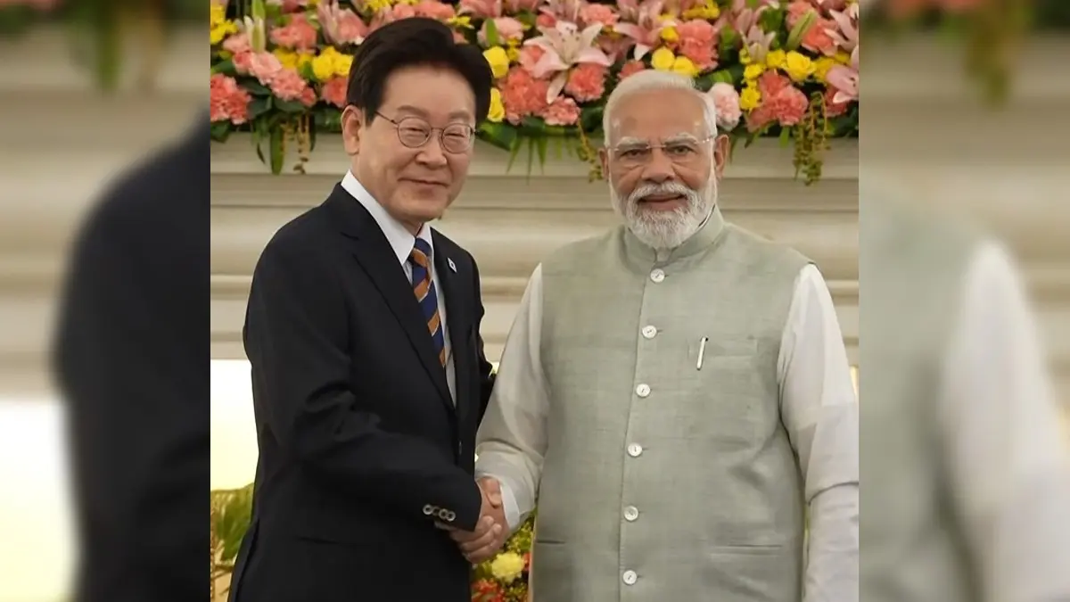 दुनिया में जंग के बीच भारत ने दक्षिण कोरिया के साथ मिलाया हाथ, AI-IT और सेमीकंडक्टर को लेकर PM मोदी ने किया इंडिया-कोरिया डिजिटल ब्रिज का ऐलान PM Modi