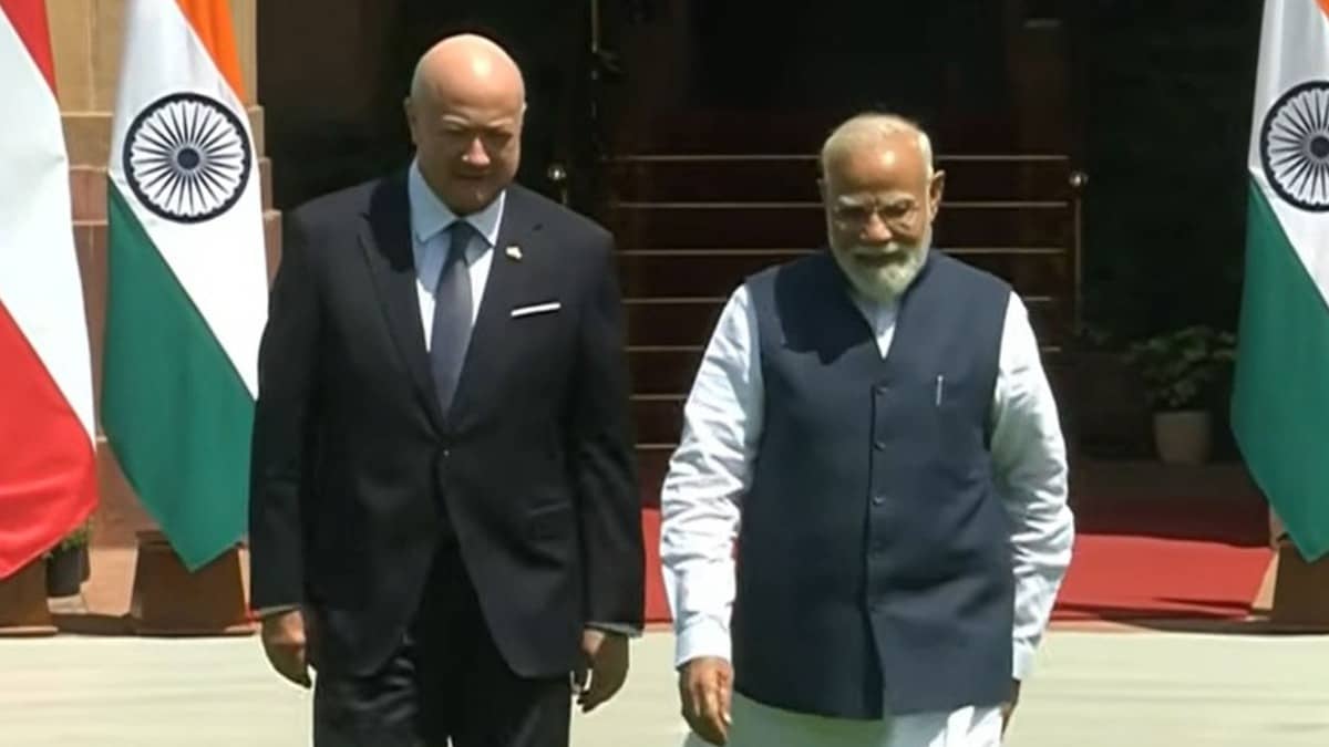 PM Modi, Austrian Chancellor Call for Safe Maritime Passage in West Asia, Lasting Peace in Ukraine: MEA