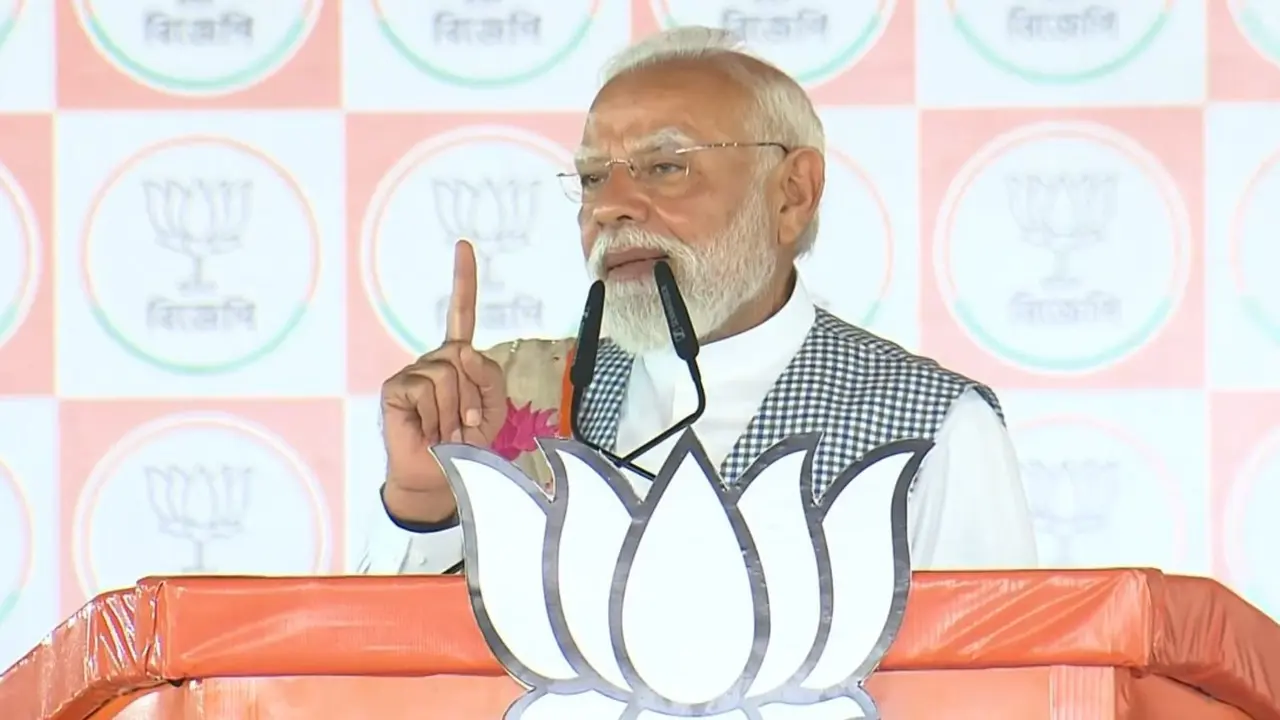 Bengal Elections 2026: 'आप मेरा परिवार, 4 मई के बाद शपथ ग्रहण में लौटूंगा बंगाल', चुनाव की आखिरी सभा में बोले PM मोदी, बैरकपुर में भरी हुंकार PM Modi Rally in West Bengal