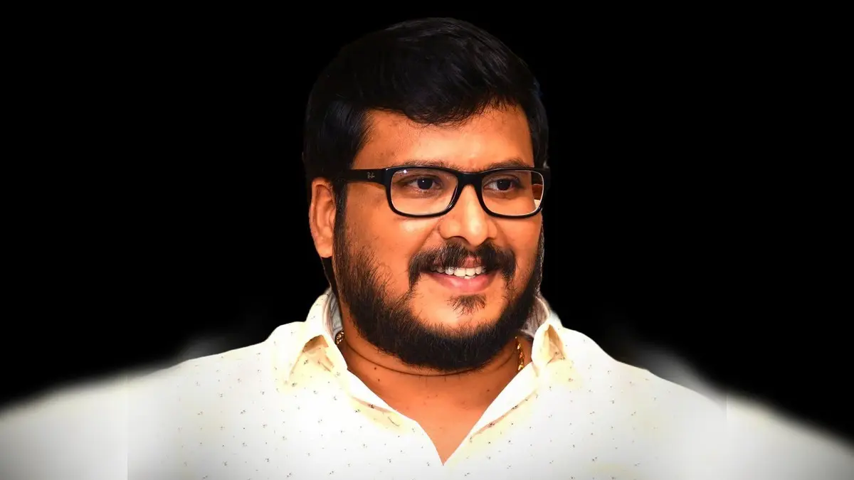 R. V. Bharathan Promises Toilets, Better Bus Services and Clean Governance in Manachanallur R. V. Bharathan Promises Toilets, Better Bus Services and Clean Governance in Manachanallur