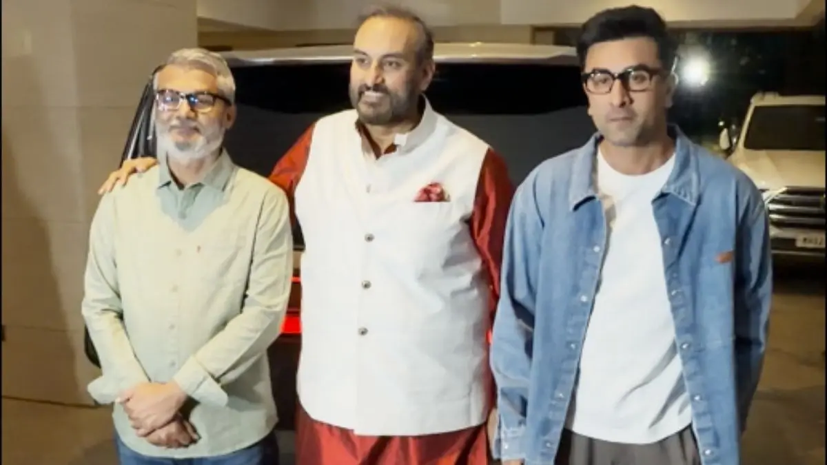 Ramayana: Ranbir Kapoor Snapped With Director Nitesh Tiwari, Producer Namit Malhotra Ahead Of Rama Glimpse Ramayana Team Poses For A Photo In Mumbai