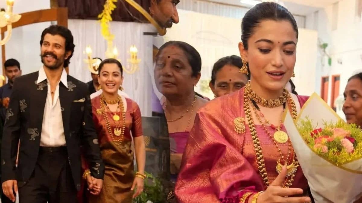 Rashmika Mandanna Embodies Her Heritage, Dons Kanjiveram Saree With Kodagu Drape At Coorg Reception